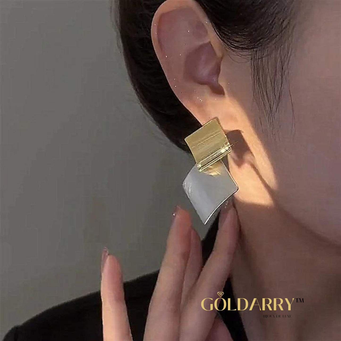 Carly Earrings